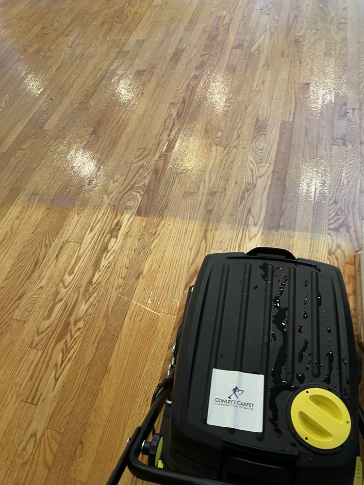 conleys-carpet-cleaning-plus-hardwood-floor-refinishing Carpet Cleaning hardwood floor